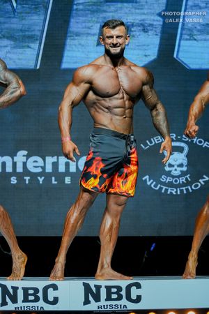 MEN'S PHYSIQUE +179